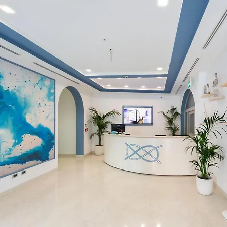 Del Porto Hotel 4*