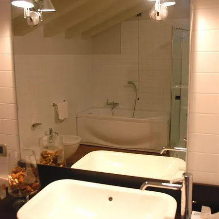 Del Porto 호텔 토리델베나코