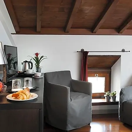 Otel Del Porto 4*