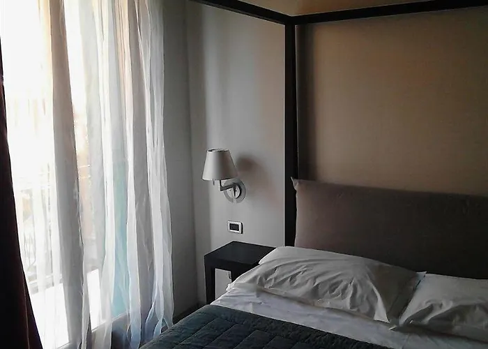 Del Porto 4* Torri Del Benaco