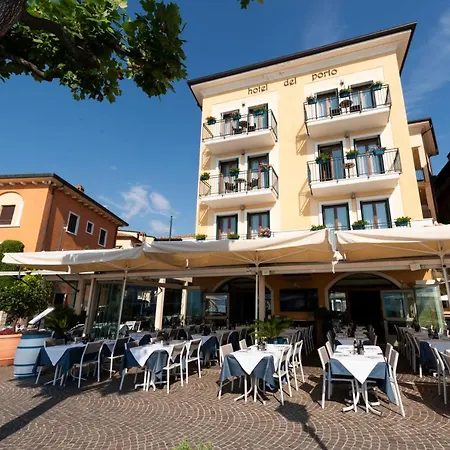 Del Porto Otel 4*
